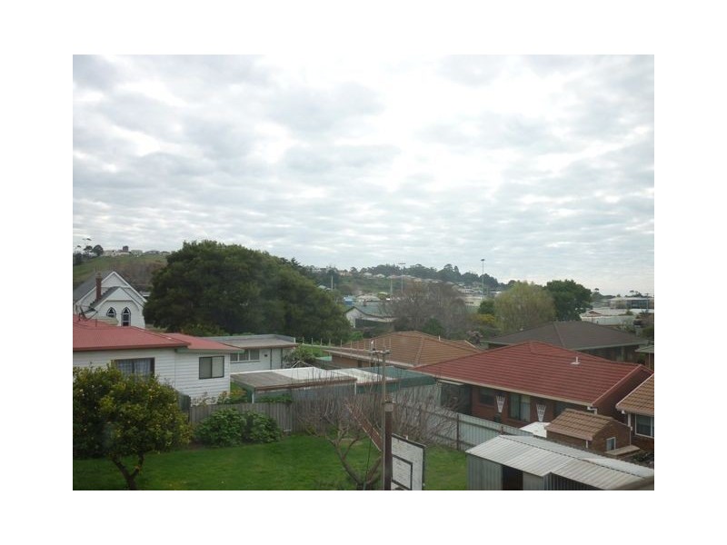 12 Arnold Street, Penguin TAS 7316