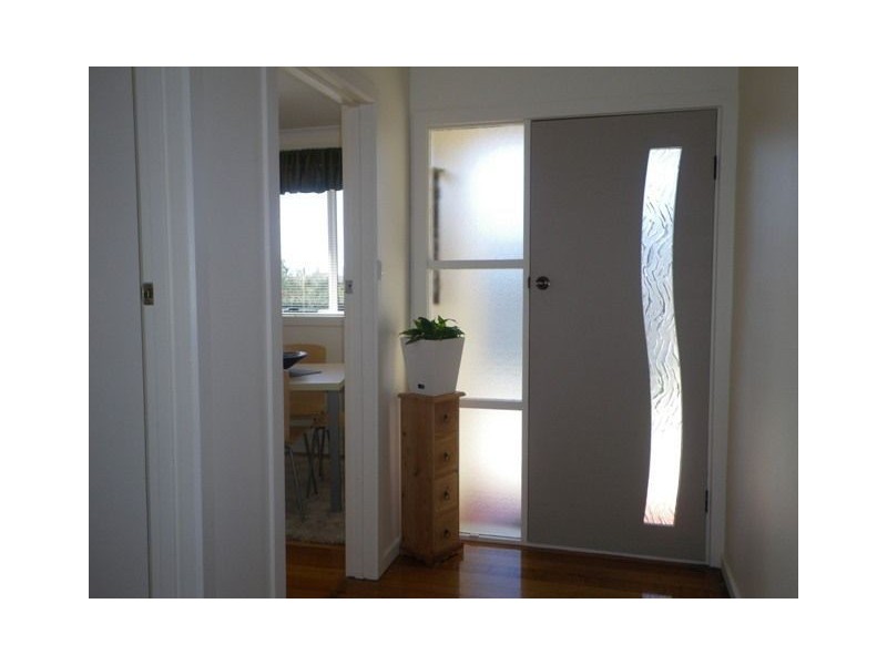 6 Ling Street, Penguin TAS 7316