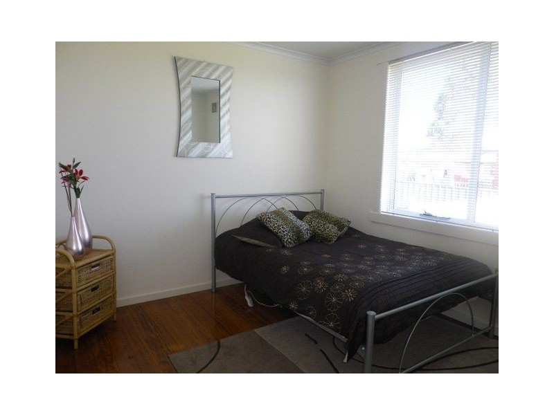 6 Ling Street, Penguin TAS 7316