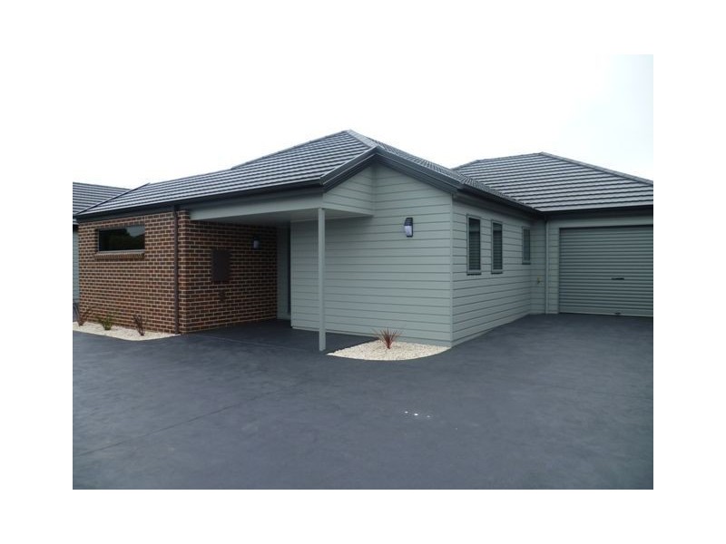 2/104 Alexandra Road, Ulverstone TAS 7315