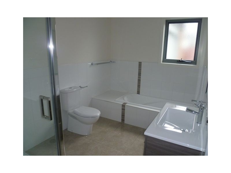 2/104 Alexandra Road, Ulverstone TAS 7315