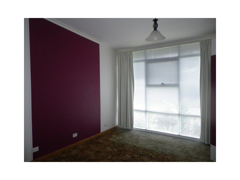 2 South Road, Penguin TAS 7316