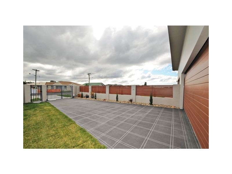 4 Tasma Parade, West Ulverstone TAS 7315