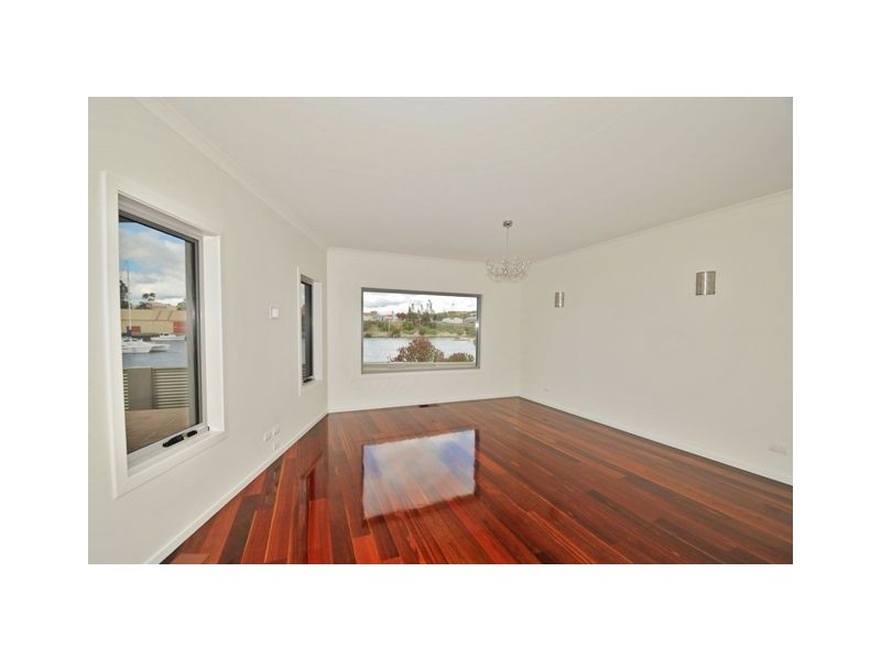 4 Tasma Parade, West Ulverstone TAS 7315