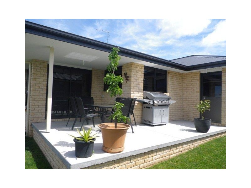 7 Berkshire Parade, Penguin TAS 7316