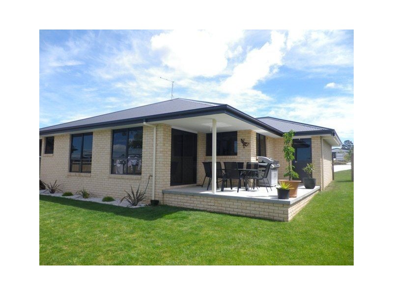 7 Berkshire Parade, Penguin TAS 7316