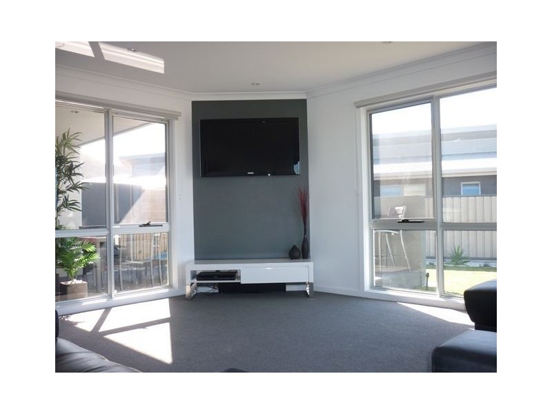 9 Bayvista Crescent, Sulphur Creek TAS 7316