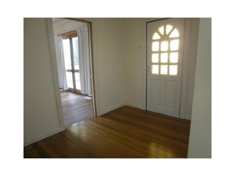 14 King Edward Street, Penguin TAS 7316