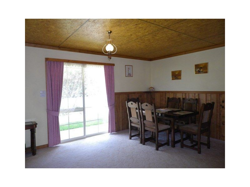 59 Deviation Road, Penguin TAS 7316