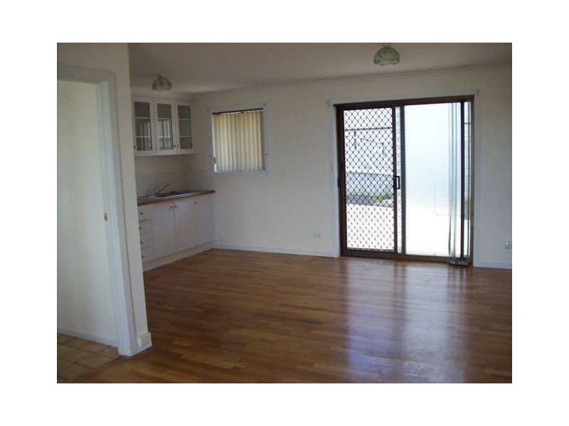 9/99-101 Main Road, Penguin TAS 7316