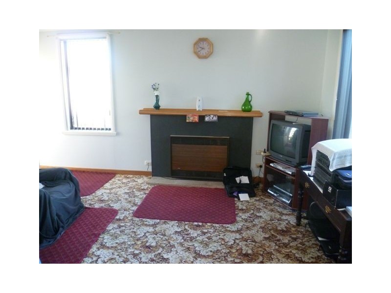 16 Porter Crescent, Ulverstone TAS 7315