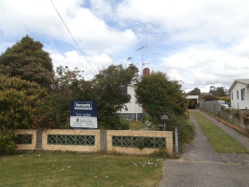 16 Porter Crescent, Ulverstone TAS 7315