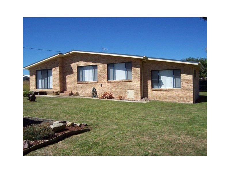 15 Dial Road, Penguin TAS 7316
