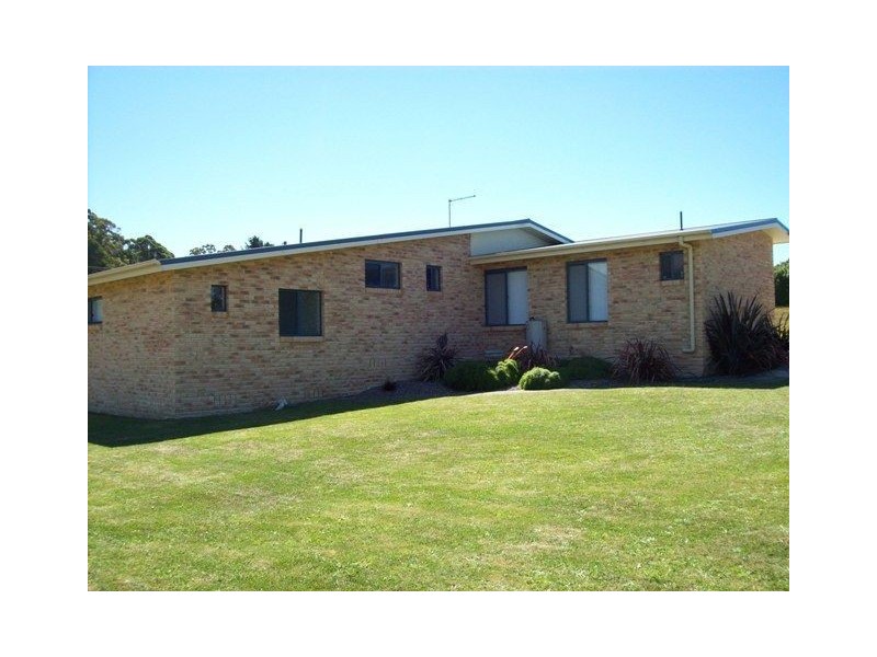 15 Dial Road, Penguin TAS 7316