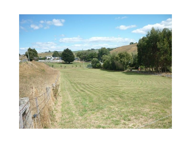 470 Pine Road, Penguin TAS 7316