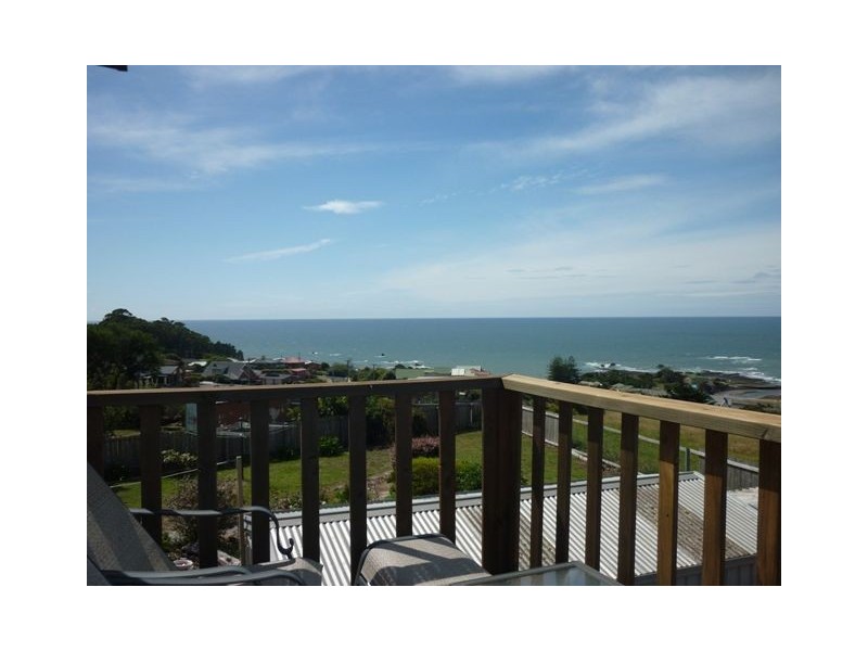 24 Ashwater Crescent, Penguin TAS 7316