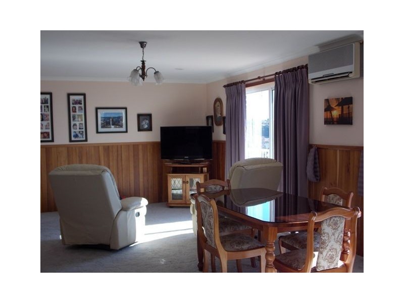 12 Kentish Street, Penguin TAS 7316