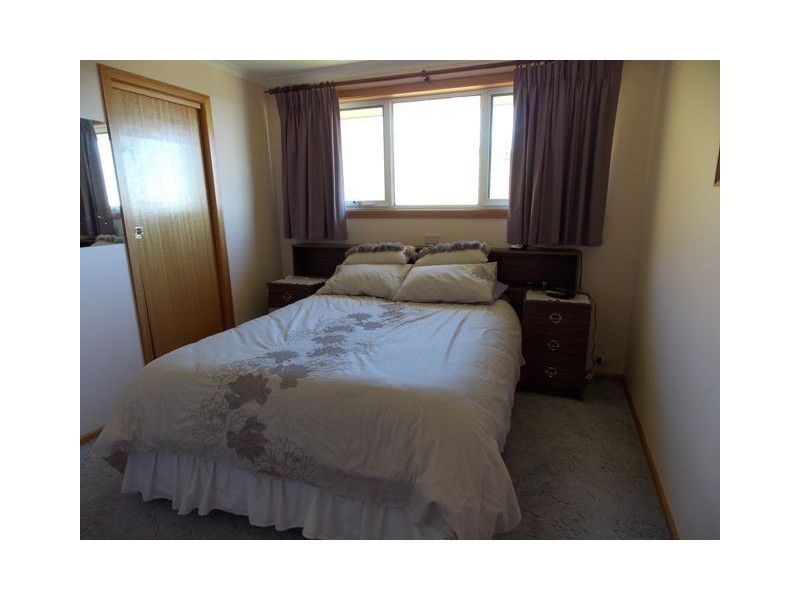 12 Kentish Street, Penguin TAS 7316