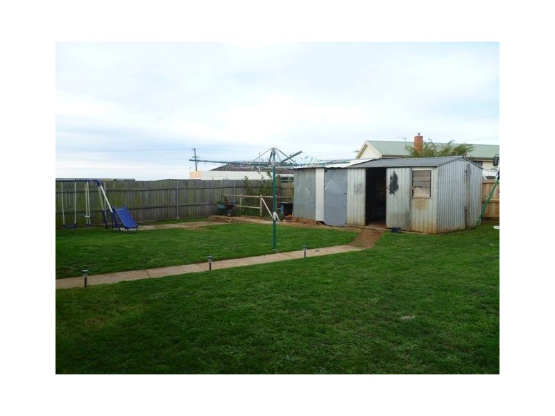 71 South Road, Penguin TAS 7316