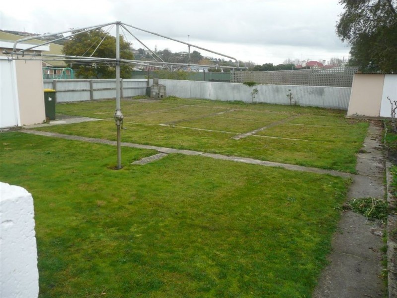 2 John Street, Ulverstone TAS 7315