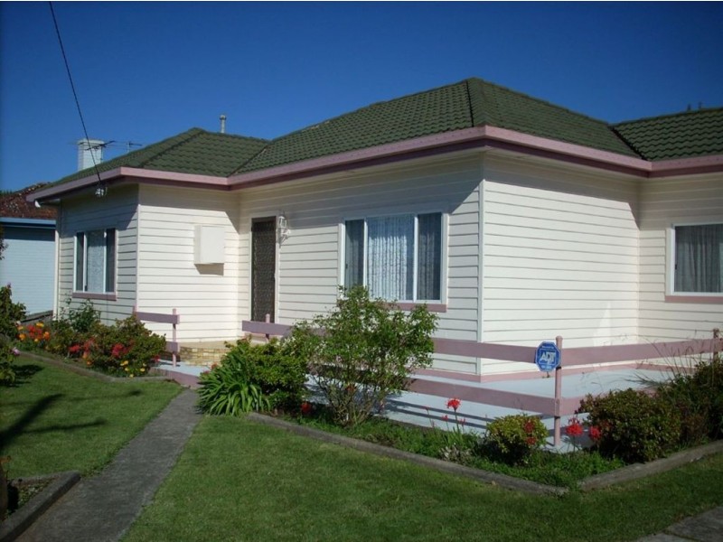 90 Leven Street, Ulverstone TAS 7315