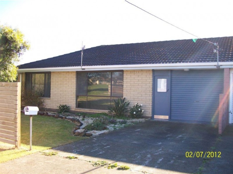 2/14 Moore Street, Ulverstone TAS 7315