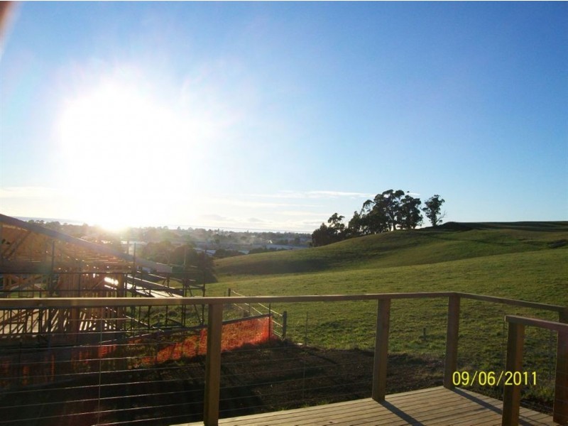 13 Southern Cross Drive, Ulverstone TAS 7315