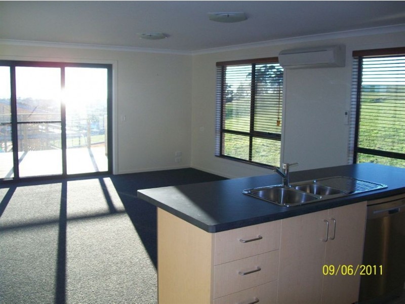 13 Southern Cross Drive, Ulverstone TAS 7315