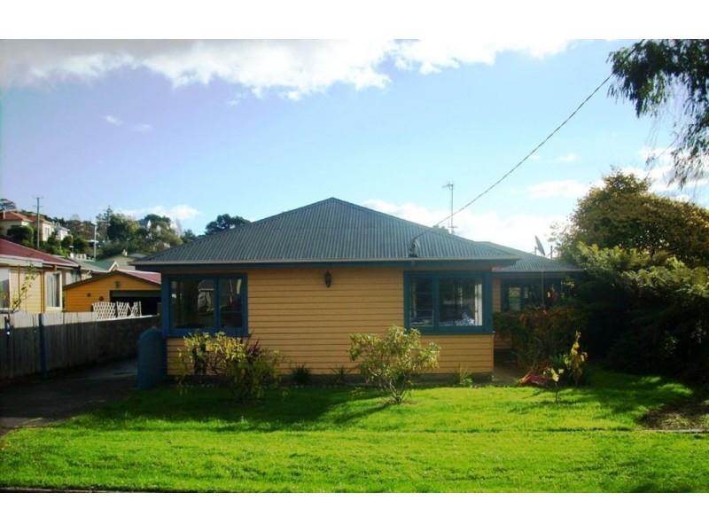 2 Cann Street, Penguin TAS 7316