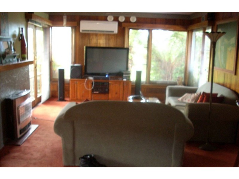 2 Cann Street, Penguin TAS 7316