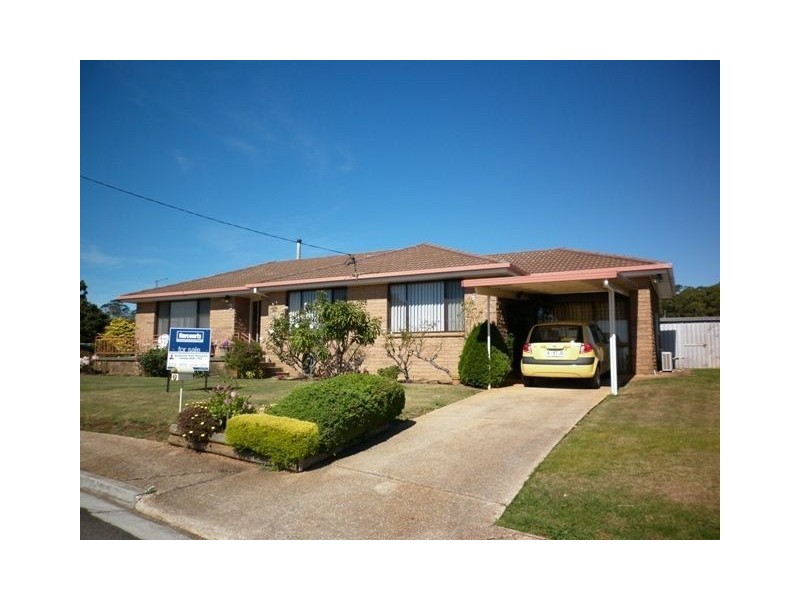 6 Lyndhurst Court, Penguin TAS 7316