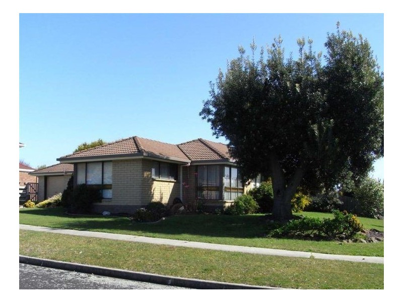 52 Leighlands Avenue, Ulverstone TAS 7315