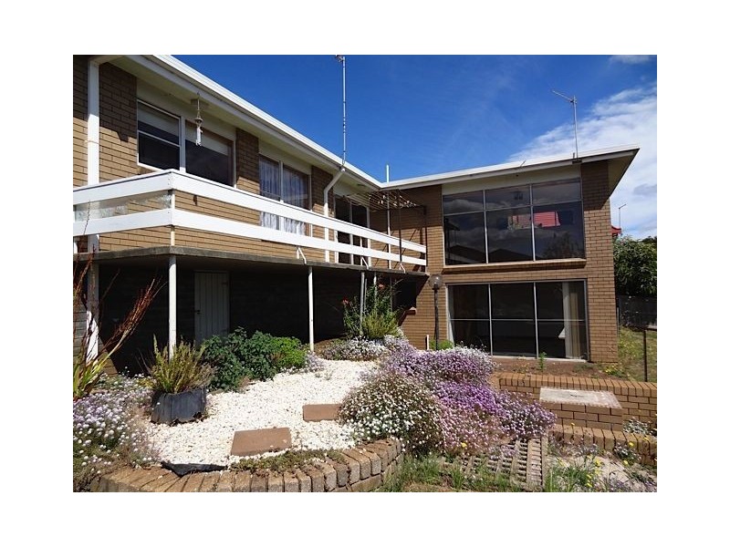 13 Burnett Crescent, Ulverstone TAS 7315