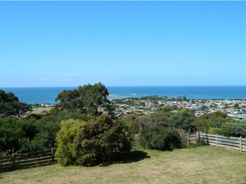 13 Burnett Crescent, Ulverstone TAS 7315