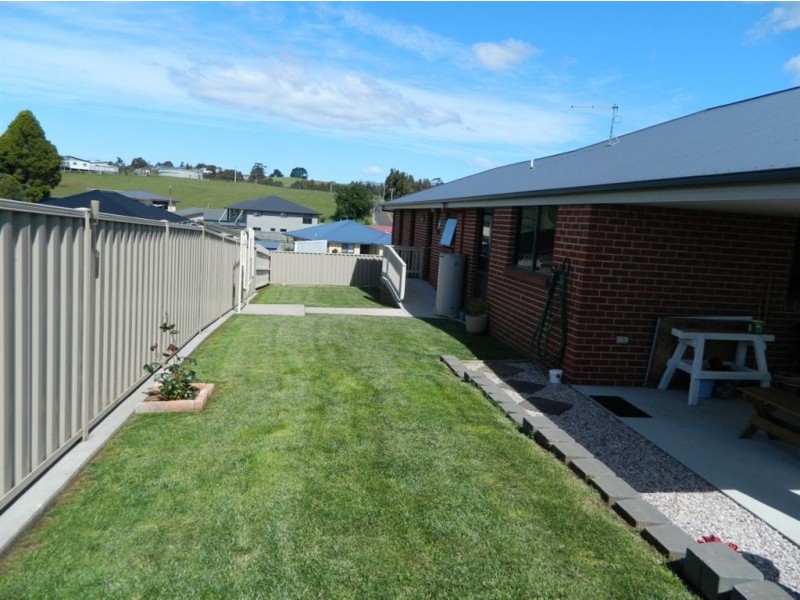 6 Gisellevista Court, Ulverstone TAS 7315