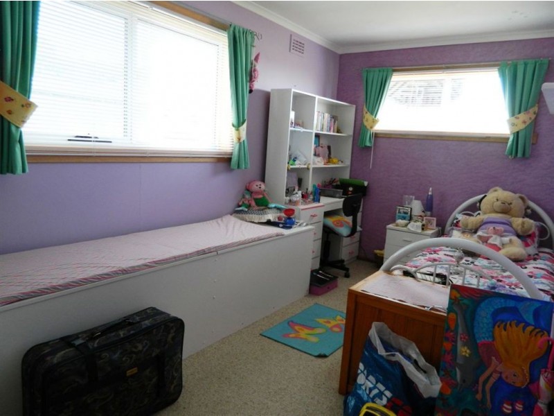 8 Goddard Street, Ulverstone TAS 7315