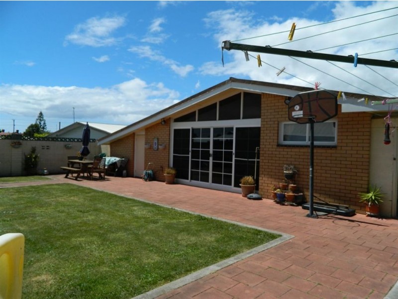 8 Goddard Street, Ulverstone TAS 7315