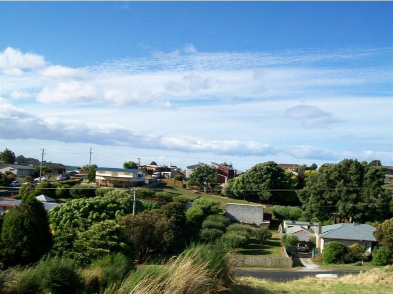 20 South Road, Penguin TAS 7316