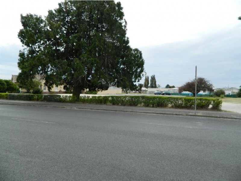 3 Alexandra Road, Ulverstone TAS 7315