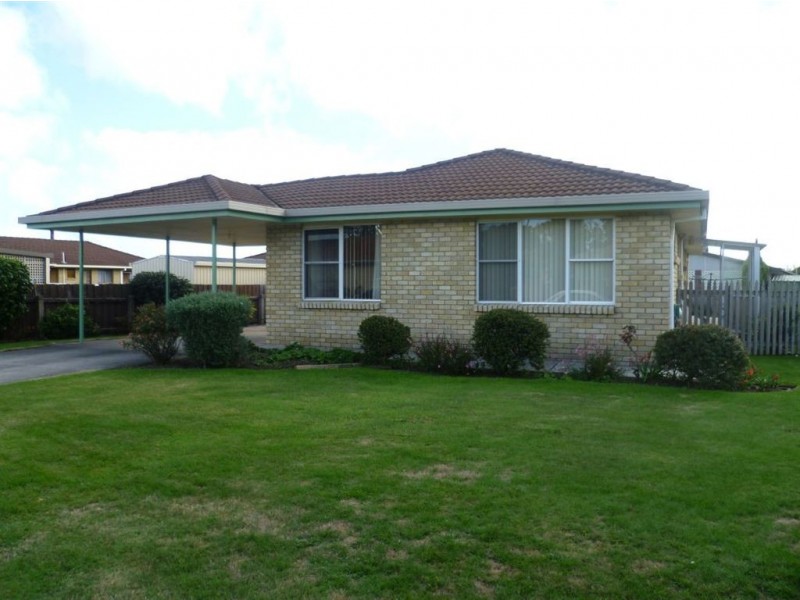 77 Leighlands Avenue, Ulverstone TAS 7315