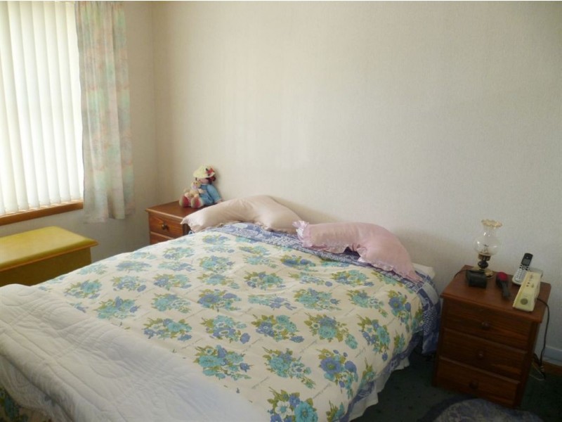 77 Leighlands Avenue, Ulverstone TAS 7315