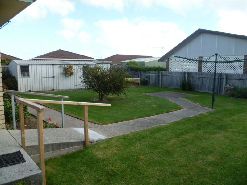 77 Leighlands Avenue, Ulverstone TAS 7315
