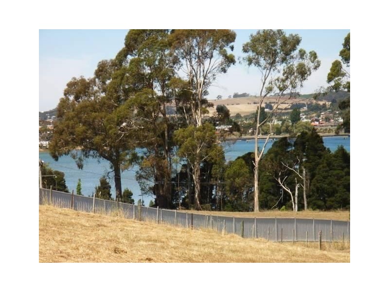 7 Jesamel Place, West Ulverstone TAS 7315