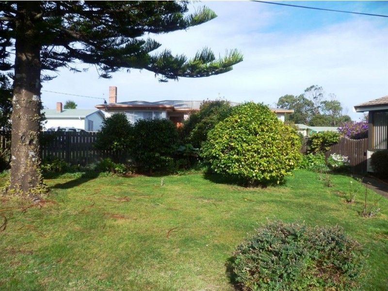 4 Porter Crescent, Ulverstone TAS 7315