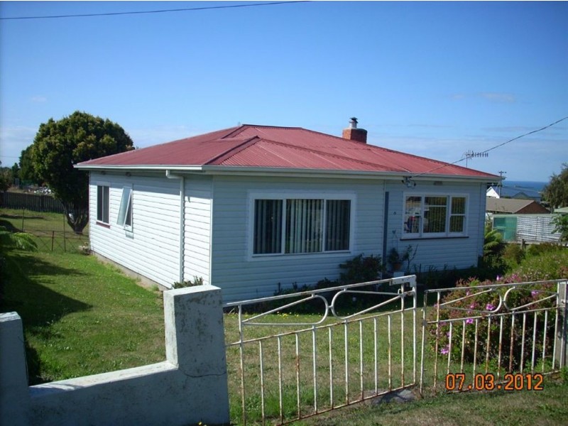 6 Fielding Street, Penguin TAS 7316