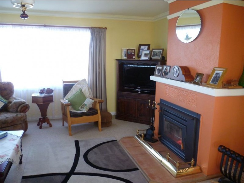 98 Clara Street, Ulverstone TAS 7315