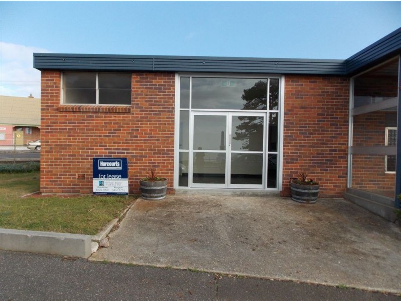 80 Main Road, Penguin TAS 7316