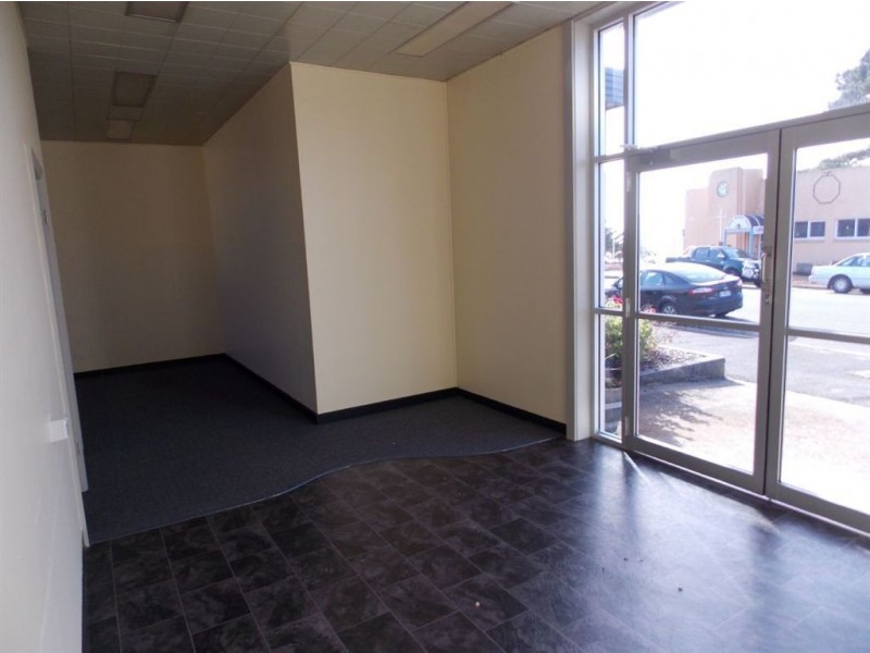 80 Main Road, Penguin TAS 7316