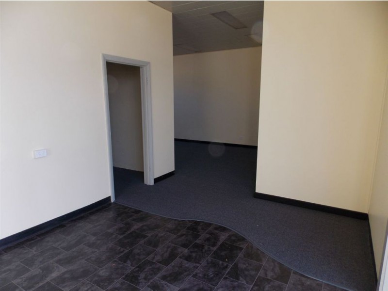 80 Main Road, Penguin TAS 7316