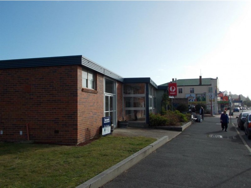 80 Main Road, Penguin TAS 7316